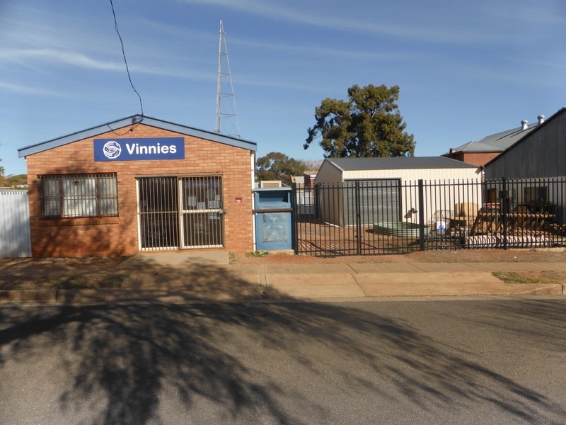 63-65 Caswell Street, Peak Hill NSW 2869