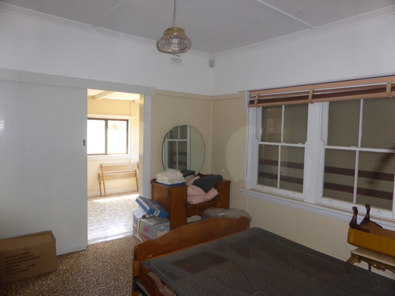 19 Best Street, Parkes NSW 2870