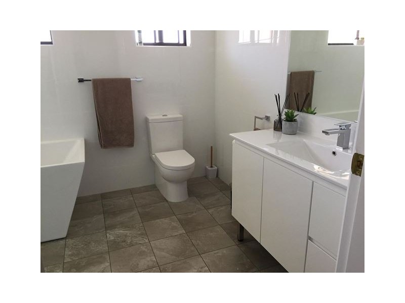 7 Flinders Street, Parkes NSW 2870