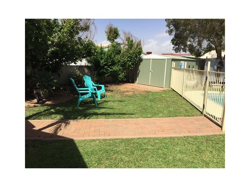 7 Flinders Street, Parkes NSW 2870