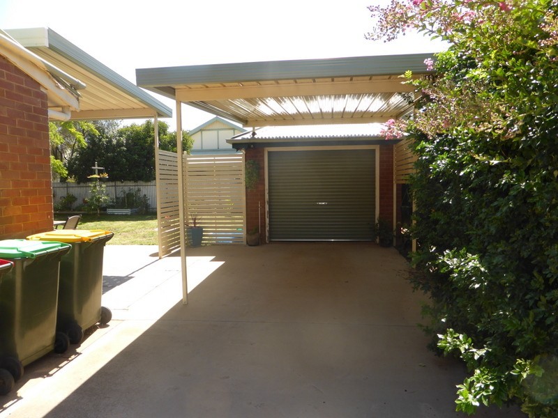 23 Phillip Street, Parkes NSW 2870