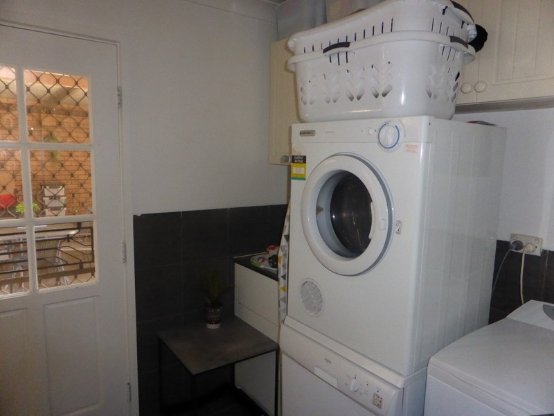 15 Glenhaven Avenue, Parkes NSW 2870