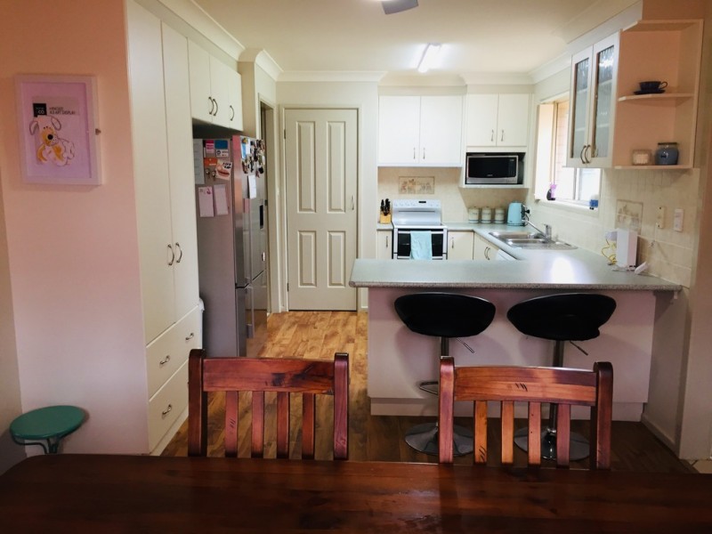 6 Bowditch Crescent, Parkes NSW 2870