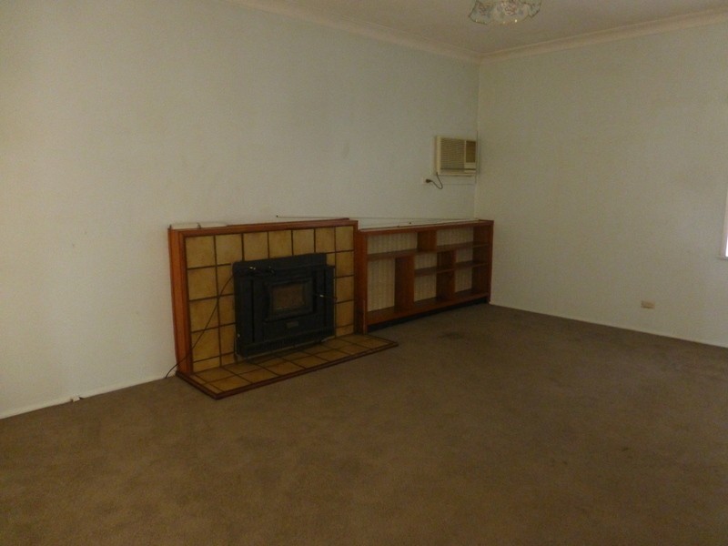 23 Reid Street, Parkes NSW 2870