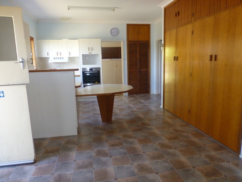 23 Reid Street, Parkes NSW 2870