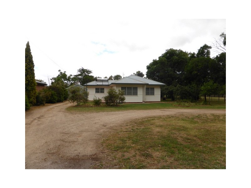 13-15 Kelly Road, Parkes NSW 2870