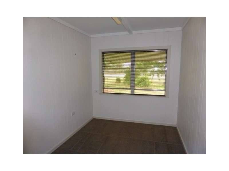 13-15 Kelly Road, Parkes NSW 2870