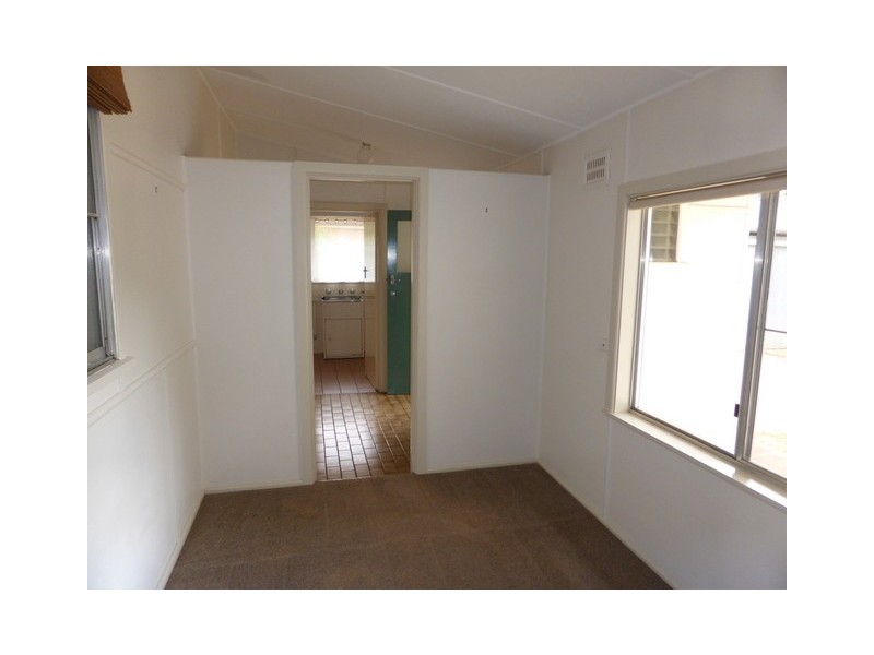 13-15 Kelly Road, Parkes NSW 2870