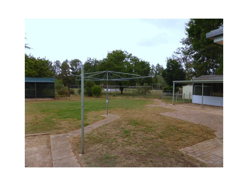 13-15 Kelly Road, Parkes NSW 2870