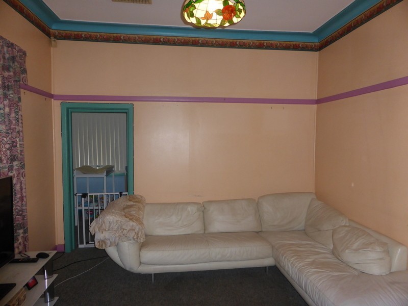 112 Clarinda Street, Parkes NSW 2870