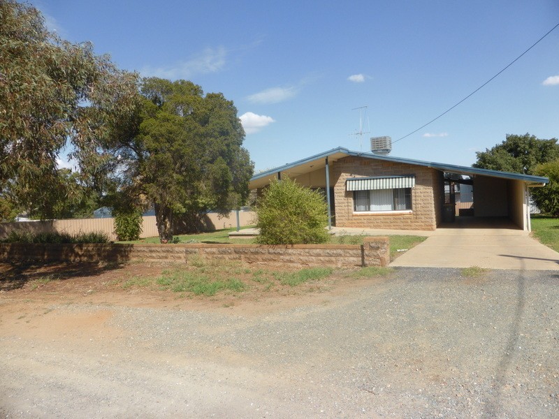 125-129 Victoria Street, Parkes NSW 2870