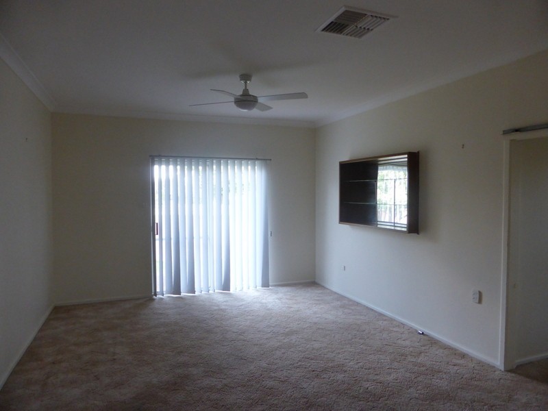 125-129 Victoria Street, Parkes NSW 2870