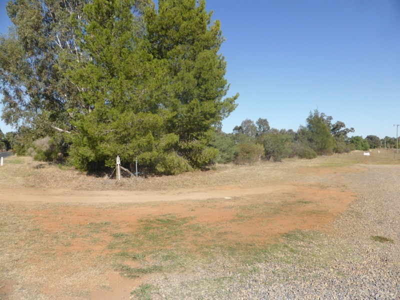 11 Tanks Road, Parkes NSW 2870