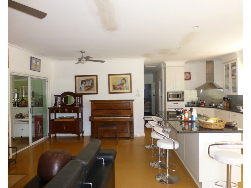 64 Terrill Road, Parkes NSW 2870