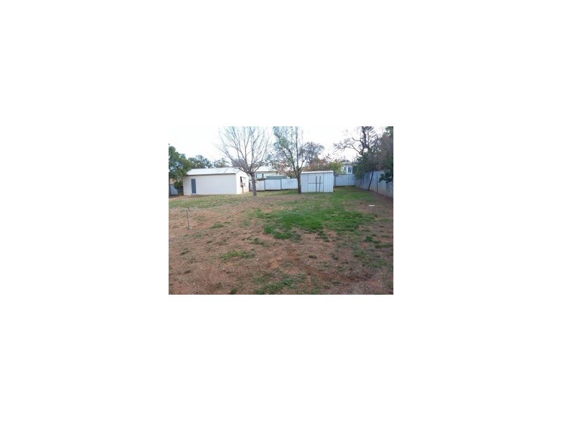 22 Coleman Road, Parkes NSW 2870