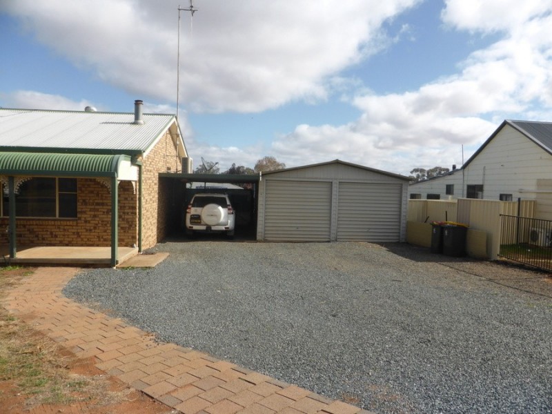14 Paterson Street, Parkes NSW 2870