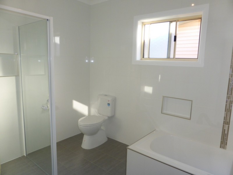 81 Woodward Street, Parkes NSW 2870