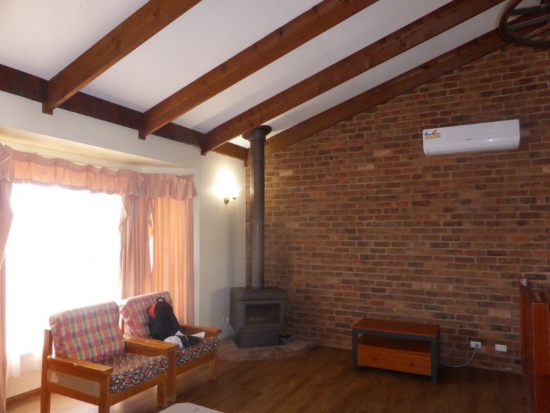 81 Woodward Street, Parkes NSW 2870