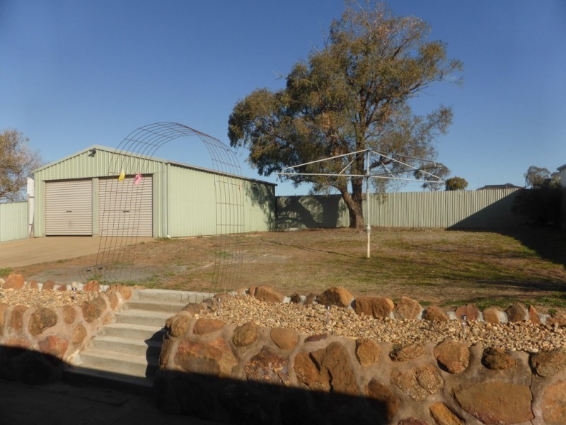 81 Woodward Street, Parkes NSW 2870