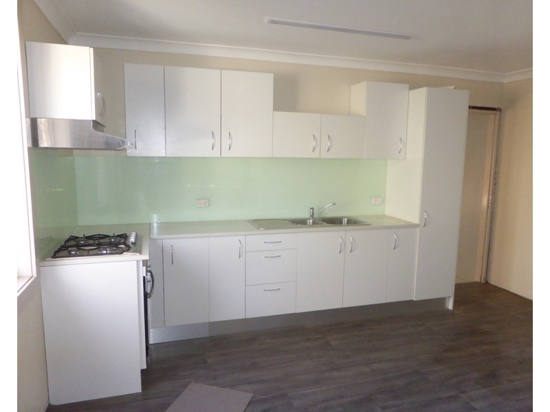 20 Fisher Street, Parkes NSW 2870