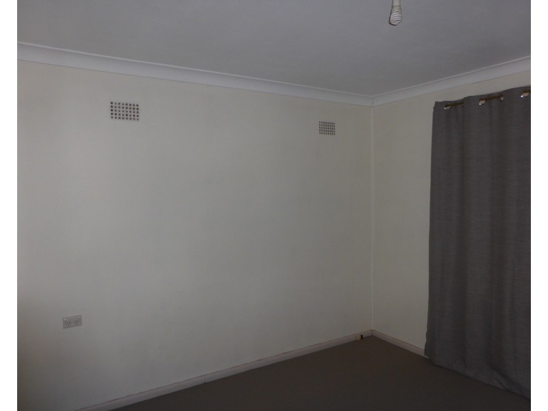 20 Fisher Street, Parkes NSW 2870