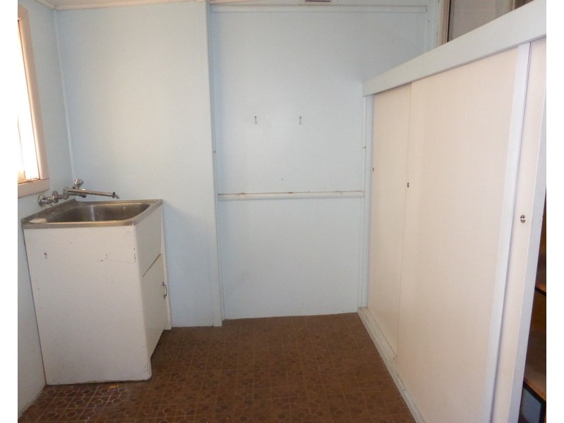 20 Fisher Street, Parkes NSW 2870