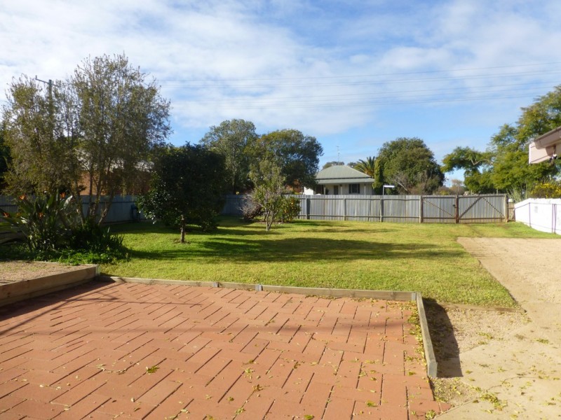 393 Clarinda Street, Parkes NSW 2870