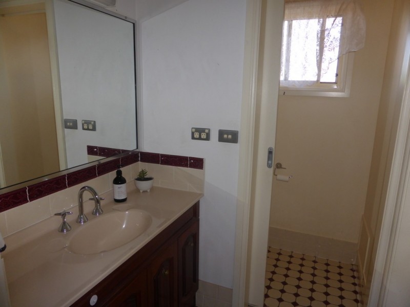 115 Heraghty Road, Parkes NSW 2870