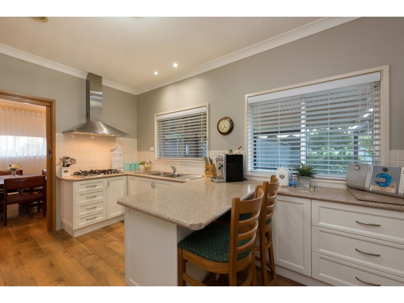6 Hodges street, Parkes NSW 2870