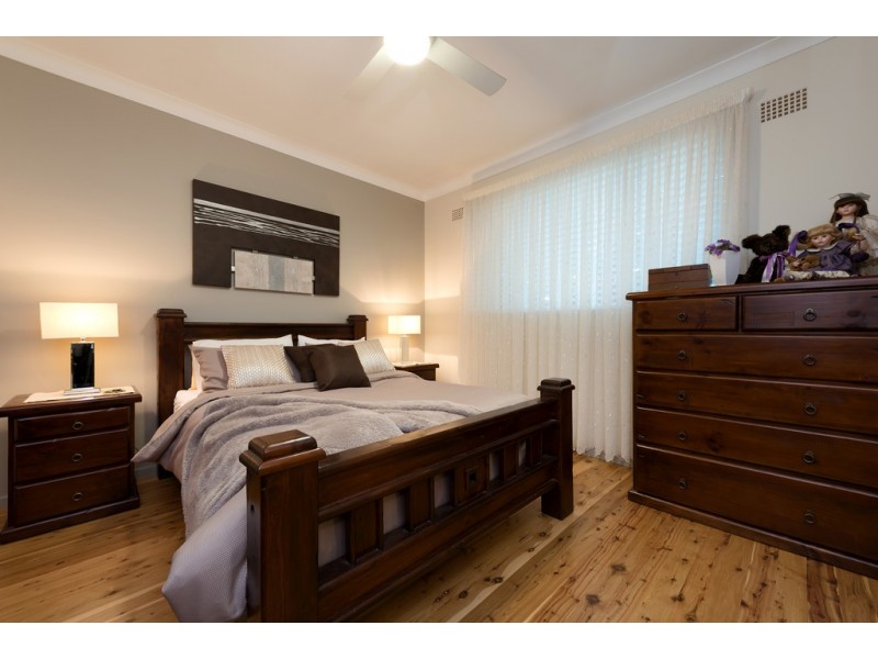 6 Hodges street, Parkes NSW 2870