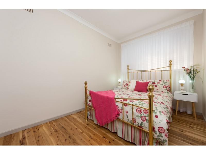 6 Hodges street, Parkes NSW 2870
