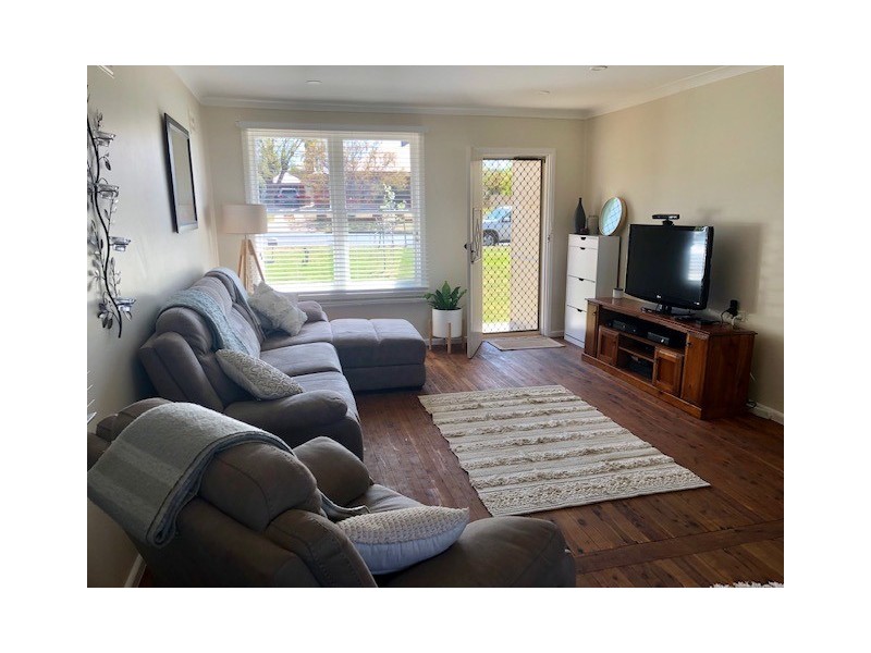 27 Want Street, Parkes NSW 2870