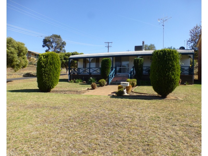 17 William Street, Parkes NSW 2870