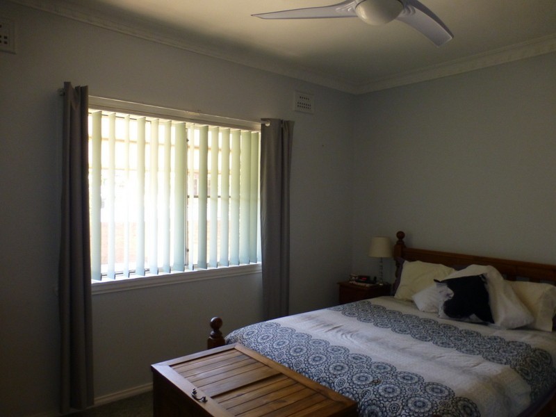 43 Orange Street, Parkes NSW 2870