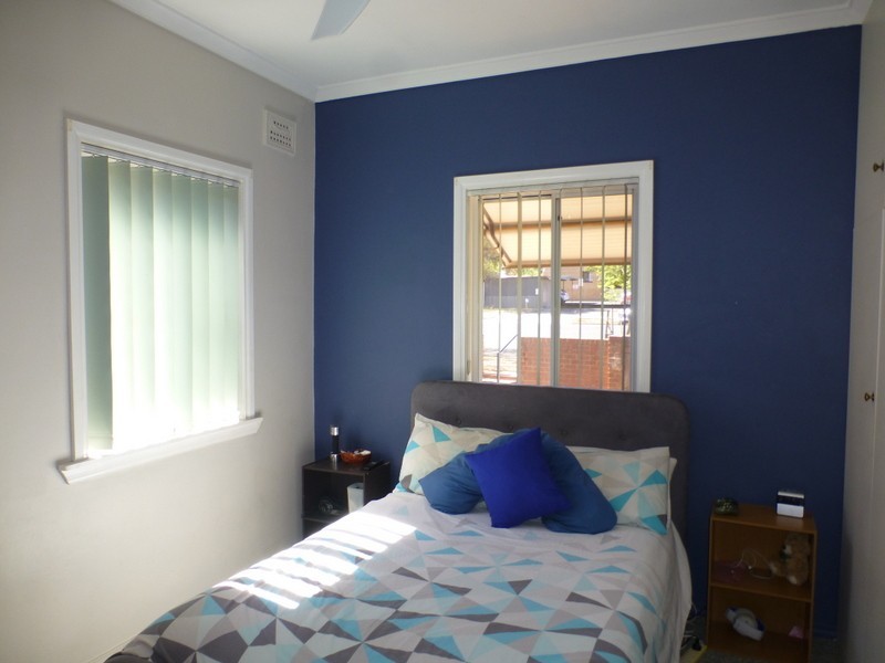 43 Orange Street, Parkes NSW 2870
