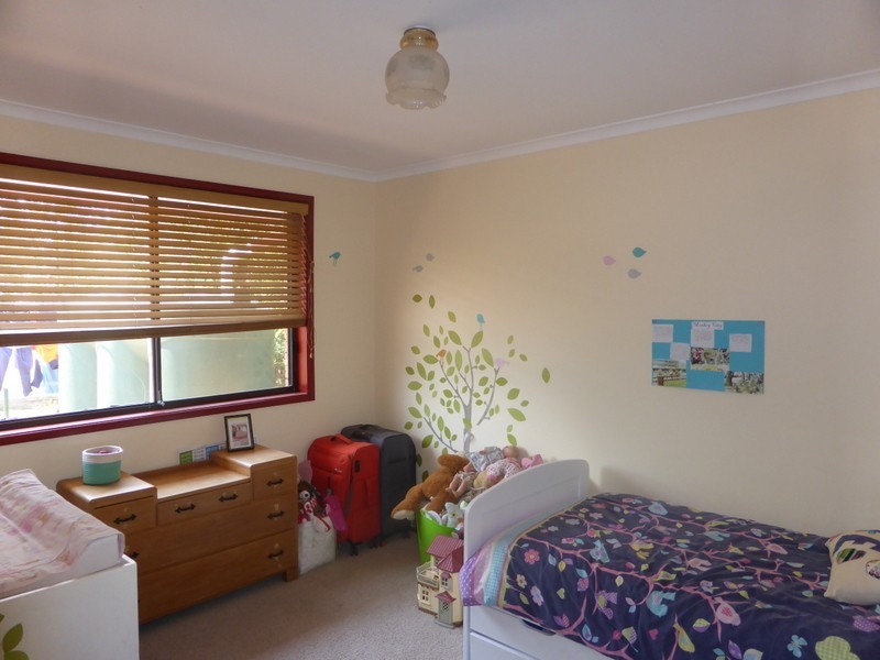 8 Werona Place, Parkes NSW 2870