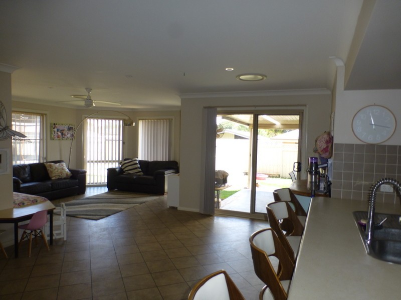 10 Avoca Place, Parkes NSW 2870