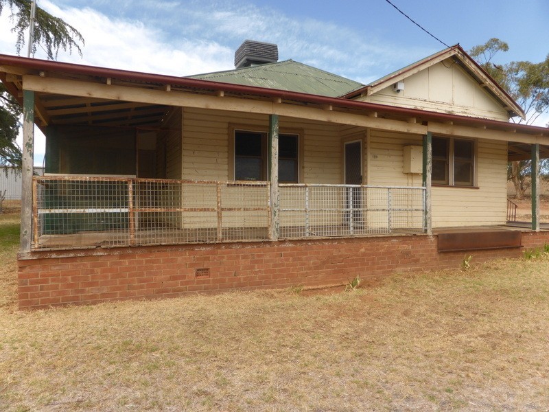 109 Woodward, Parkes NSW 2870