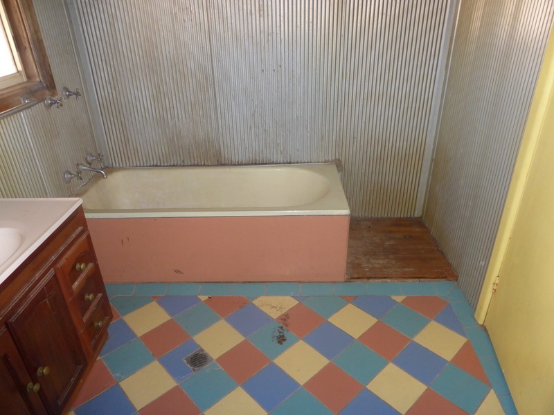 109 Woodward, Parkes NSW 2870