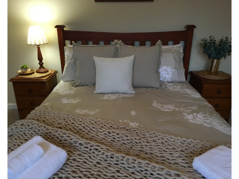 9 Phillip Street, Parkes NSW 2870