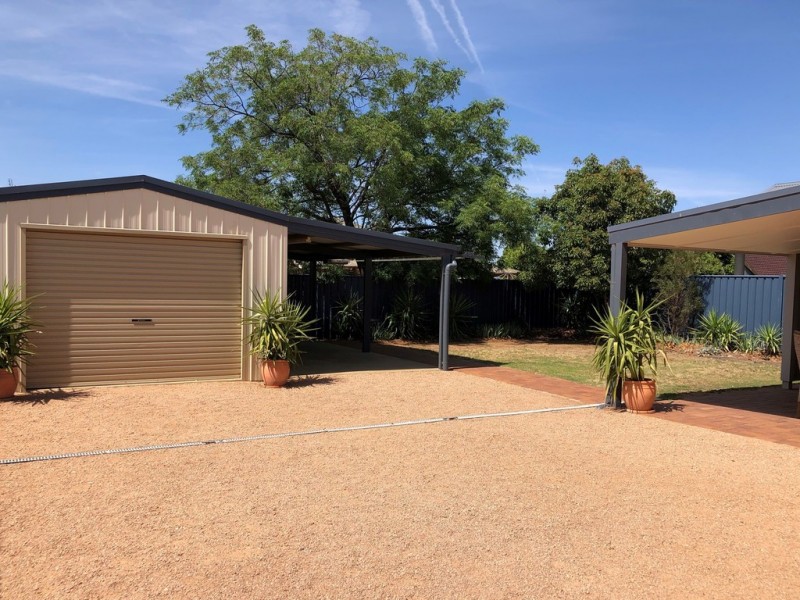 51 Church Street, Parkes NSW 2870