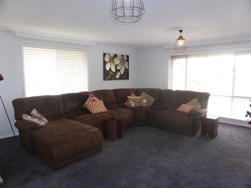 43 Hill Street, Parkes NSW 2870