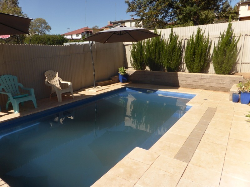 43 Hill Street, Parkes NSW 2870