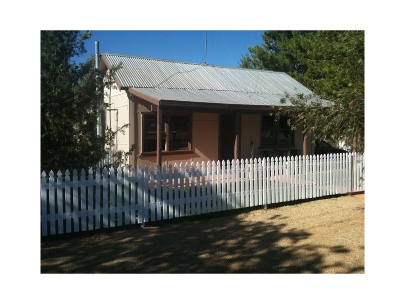 113 Dalton Street, Parkes NSW 2870