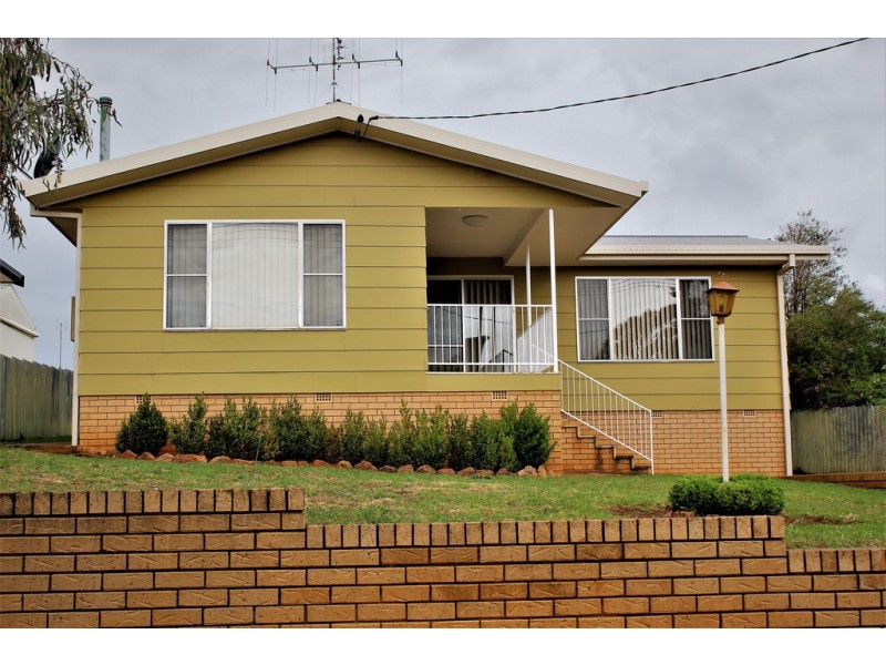 85 High Street, Parkes NSW 2870