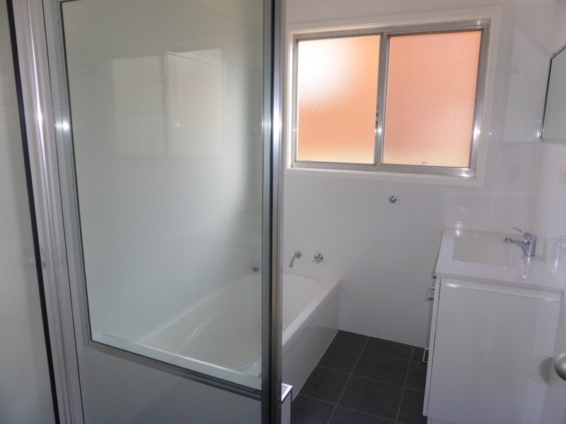 85 High Street, Parkes NSW 2870