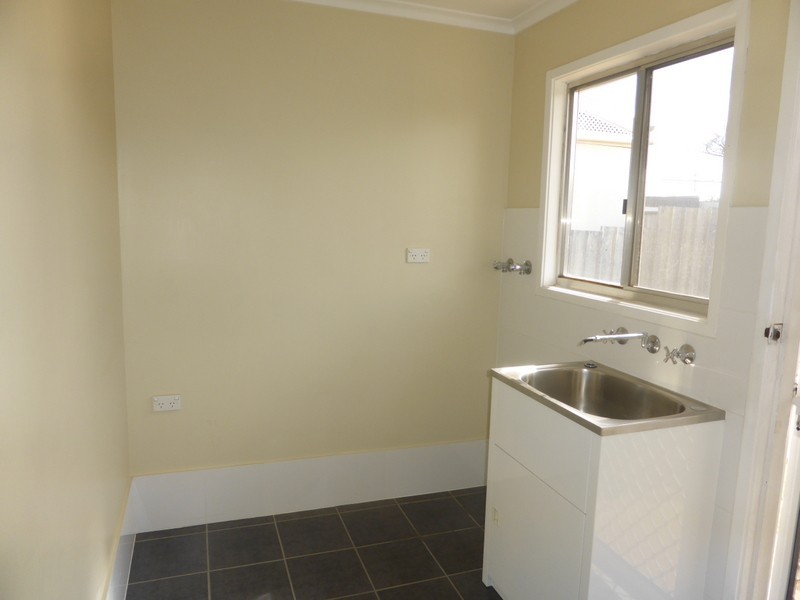 85 High Street, Parkes NSW 2870