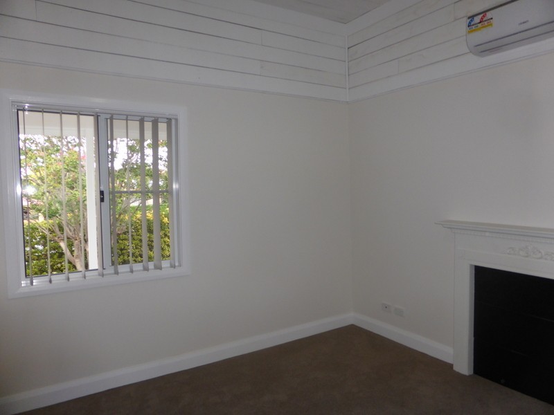 70 Orange Street, Parkes NSW 2870