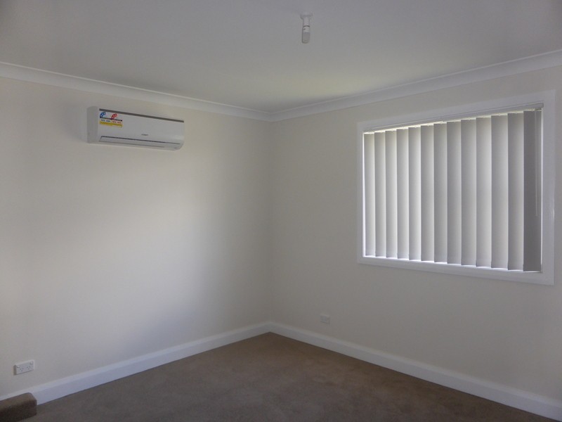 70 Orange Street, Parkes NSW 2870