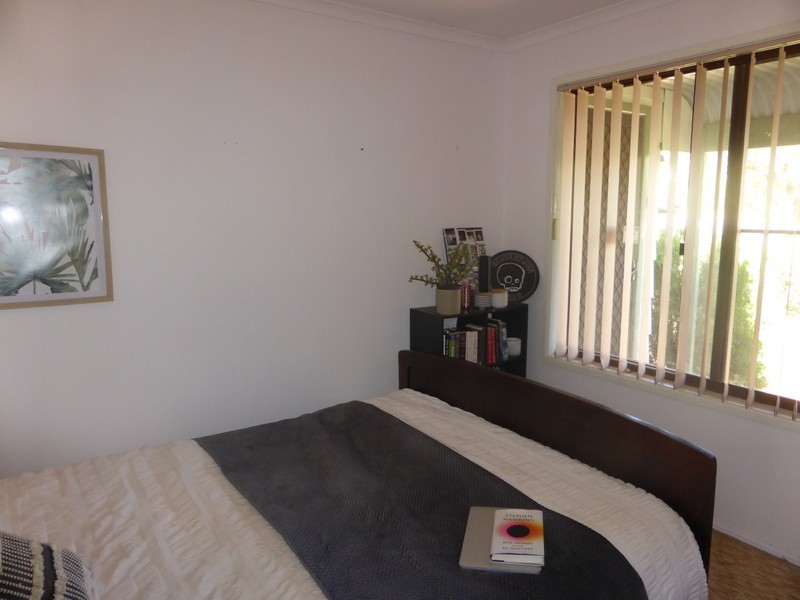 19 Howard Street, Parkes NSW 2870